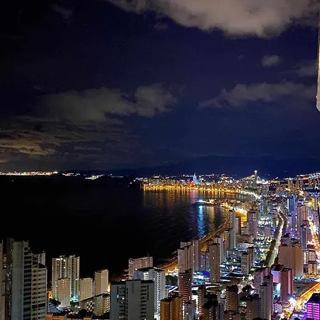 Luxury Apartment On The 41St Floor With Stunning Sea Views Benidorm Exterior photo