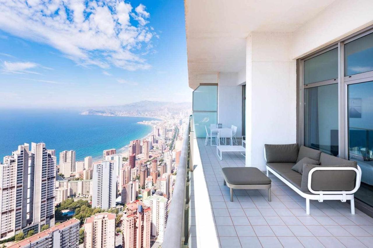 Apartment Luxury On The 41st Floor With Stunning Sea Views *