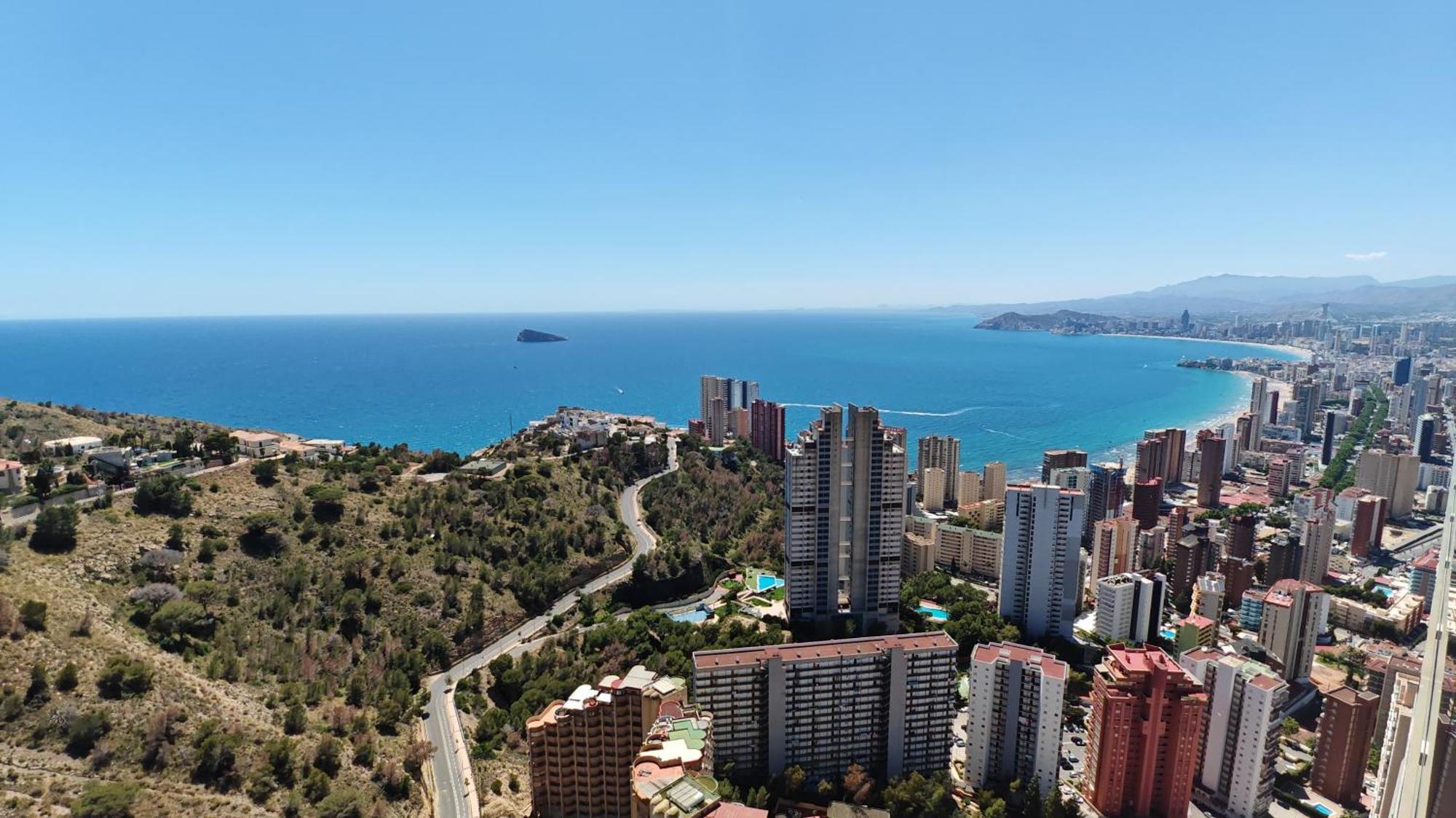 Luxury On The 41st Floor With Stunning Sea Views Appartamento Benidorm