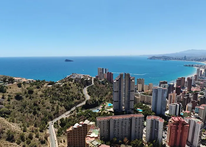 Luxury Apartment On The 41St Floor With Stunning Sea Views